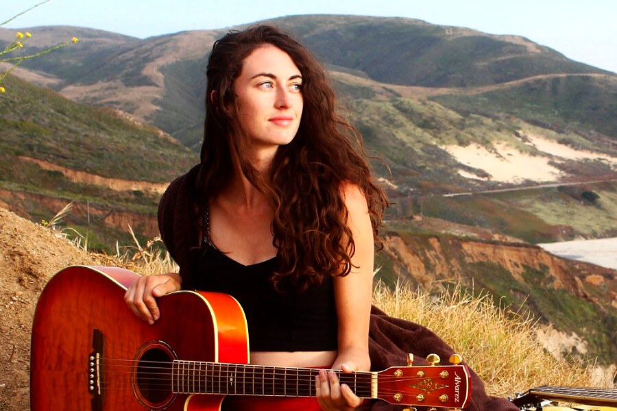 Kendra Warren artist photo