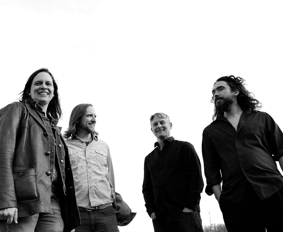 Laura Blackley & The Wildflowers artist photo