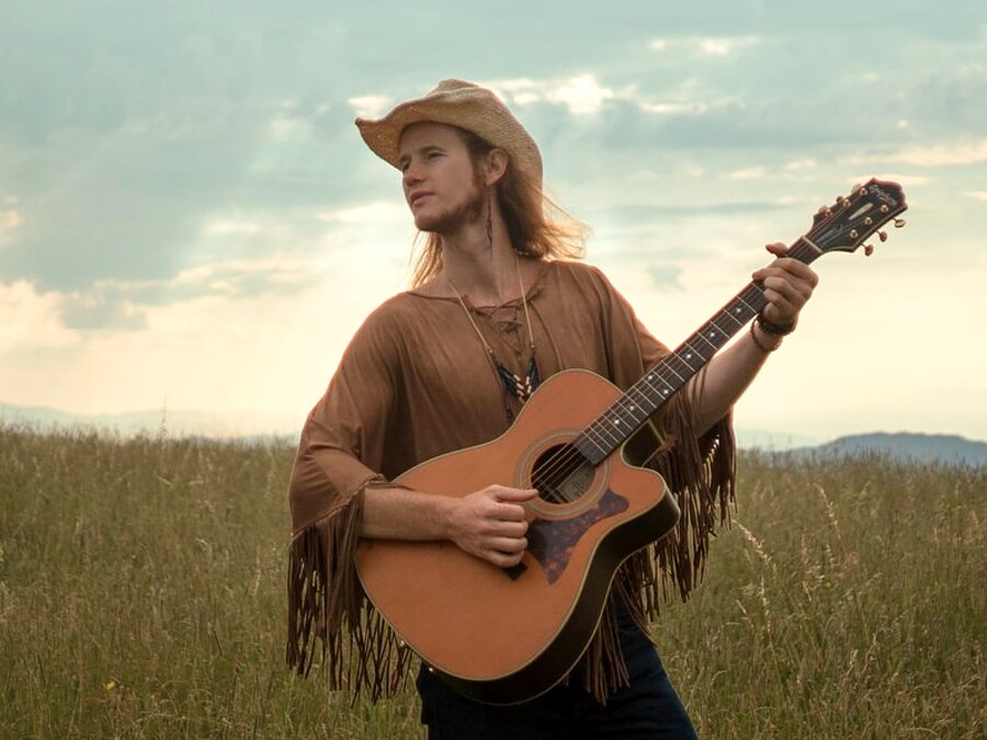 Noah Proudfoot artist photo